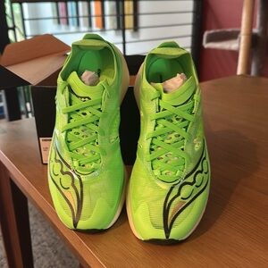 Endorphin Elite Running Shoes - Lime Green